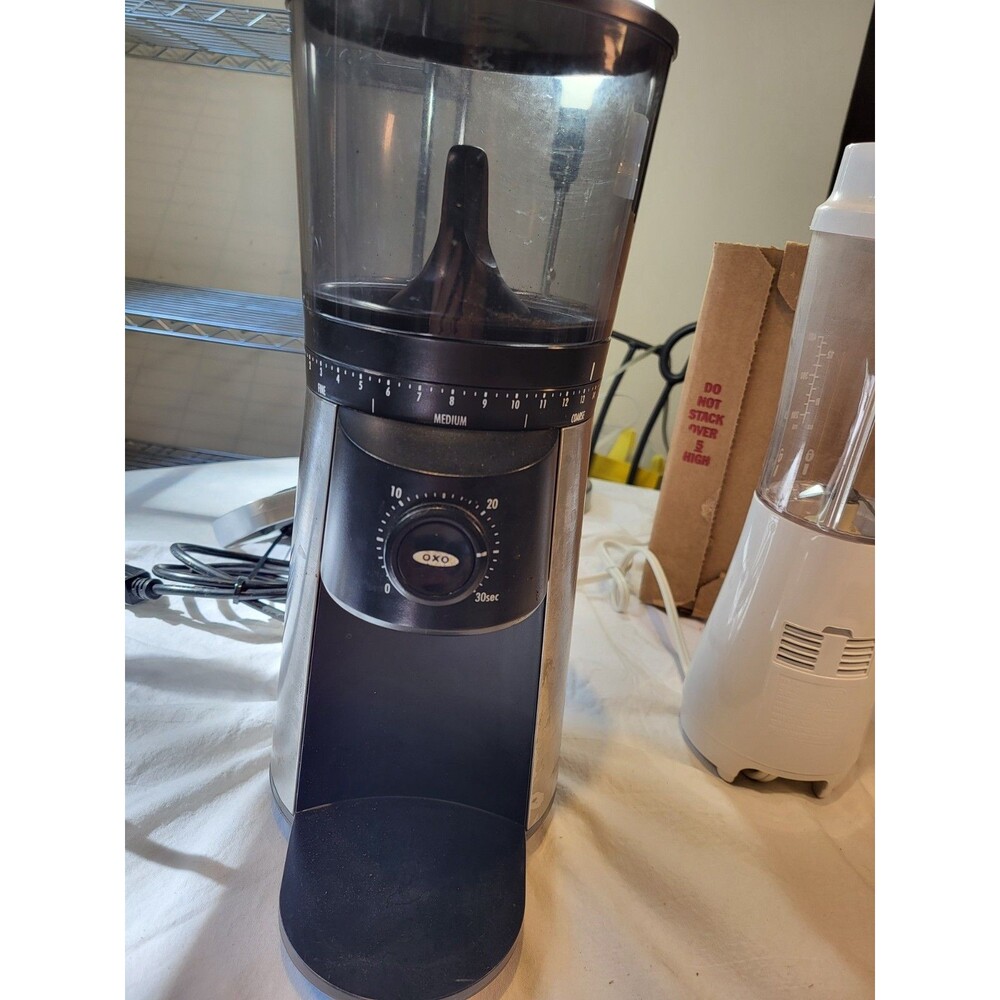 OXO Large Coffee grinder Model 717000, Works Great